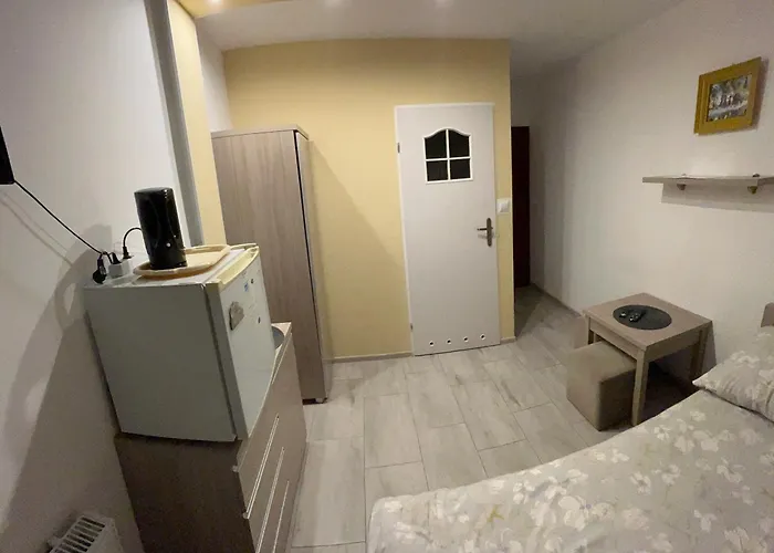 Magnolia Pensión Unieście